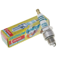 Zündkerze DENSO IWF24 (BR8HIX) Iridium Power mit schraubbaren Kerzenstecker Anschluss DS-IWF24 passend für Aprilia Area 51 KAT 50 MYG00 1999, 4,1 PS, 3 kw